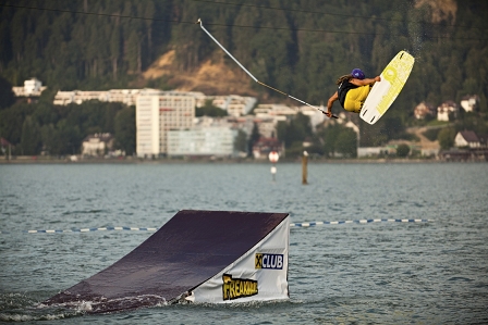 Daniel Fetz beim Wakebaordcontest Freakwave 2010/Bodensee